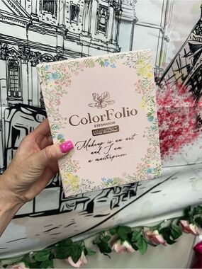 Makeup book  - Pink